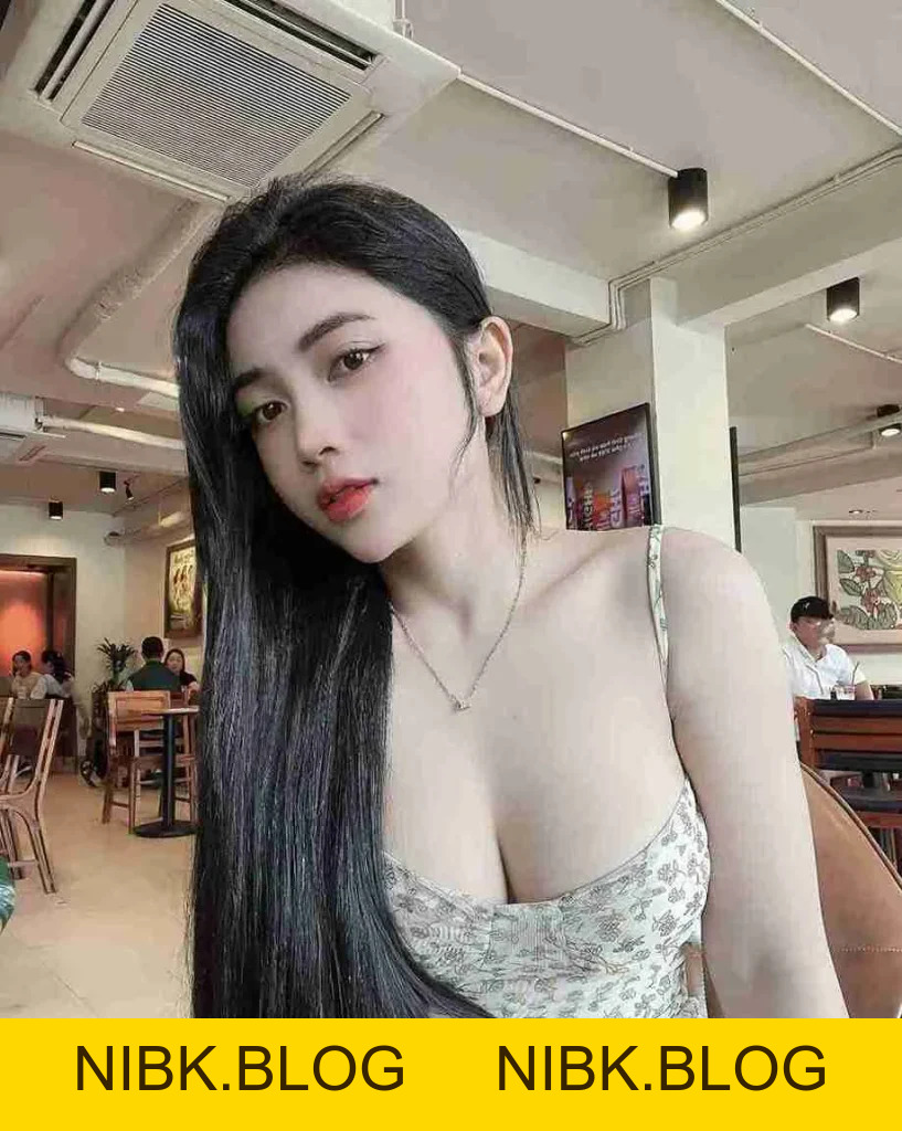 Gái Xinh Ngày 12/10/2026 Vitamin Sắc Đẹp Cực Chill Cho AE - FLY88 DEAL Gái Xinh Ngày 12/10/2026 Vitamin Sắc Đẹp Cực Chill Cho AE - FLY88 DEAL